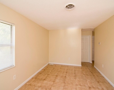 3131 Duban Terrace - Photo Thumbnail 10