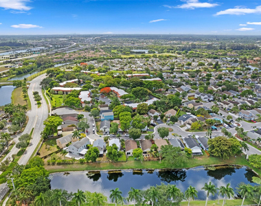 133 Sw 159th Way - Photo Thumbnail 28