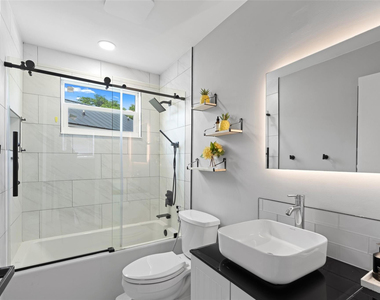 133 Sw 159th Way - Photo Thumbnail 22