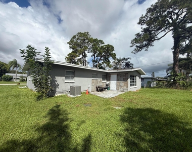 407 Willows Avenue - Photo Thumbnail 16