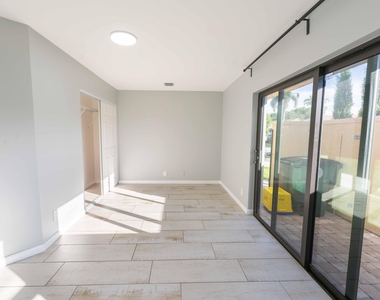 21356 Sonesta Way - Photo Thumbnail 22