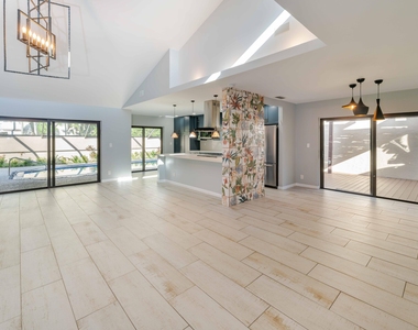 21356 Sonesta Way - Photo Thumbnail 4