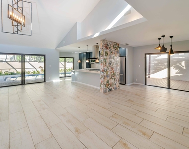 21356 Sonesta Way - Photo Thumbnail 9