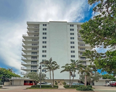 812 Briny Avenue - Photo Thumbnail 23