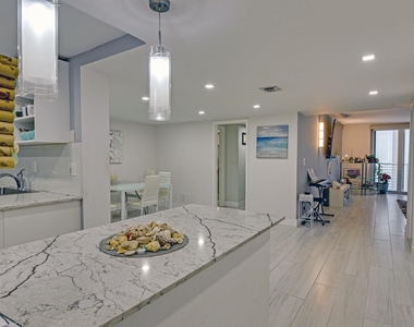 812 Briny Avenue - Photo Thumbnail 5