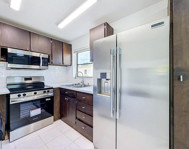 2647 Nw 62nd Avenue - Photo Thumbnail 19