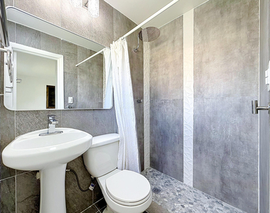 2647 Nw 62nd Avenue - Photo Thumbnail 9