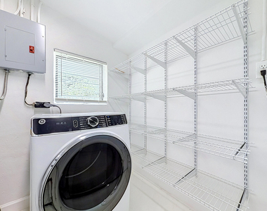 2647 Nw 62nd Avenue - Photo Thumbnail 24