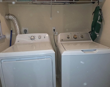 3751 Nw 91st Lane - Photo Thumbnail 9