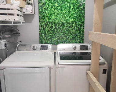 932 Green Street - Photo Thumbnail 13