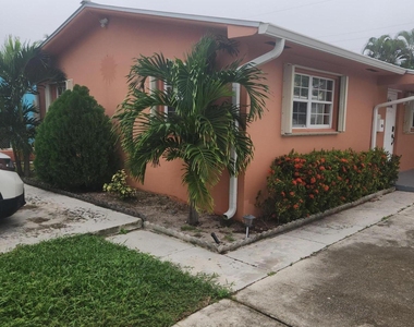 932 Green Street - Photo Thumbnail 1
