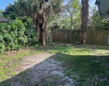 6110 Francis Street - Photo Thumbnail 2