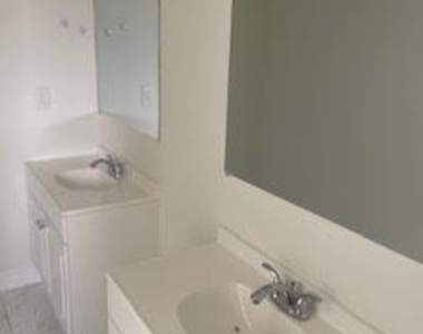 6110 Francis Street - Photo Thumbnail 8
