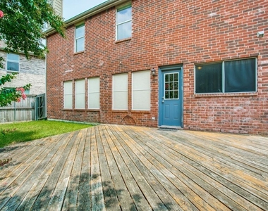 2117 Arthur Street - Photo Thumbnail 21