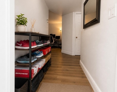 9641 Riverside Drive - Photo Thumbnail 16