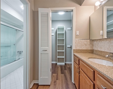 6341 Rincon Way - Photo Thumbnail 18