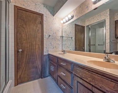 6341 Rincon Way - Photo Thumbnail 23