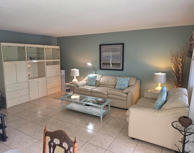 15 Markham A - Photo Thumbnail 4