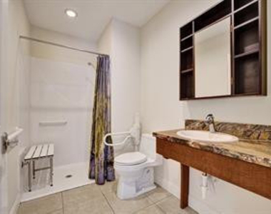 500 Ne 25th Street - Photo Thumbnail 5