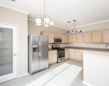4713 Palm Ridge Drive - Photo Thumbnail 5