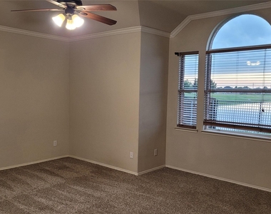 12739 Cardinal Creek Drive - Photo Thumbnail 10