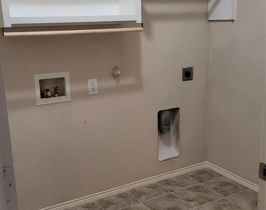 12739 Cardinal Creek Drive - Photo Thumbnail 13