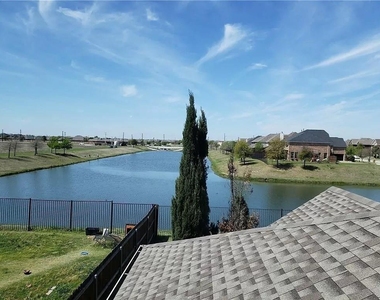 12739 Cardinal Creek Drive - Photo Thumbnail 17