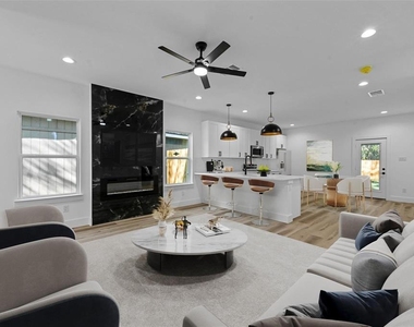 5424 Bourquin Street - Photo Thumbnail 3