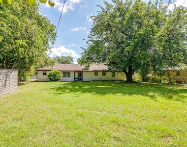 128 Se Robert Street - Photo Thumbnail 24
