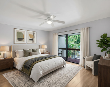 3015 Oaktree Lane - Photo Thumbnail 2