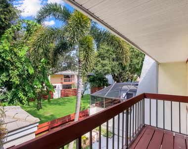 3015 Oaktree Lane - Photo Thumbnail 21