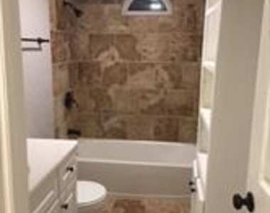 120 Overland Court - Photo Thumbnail 11