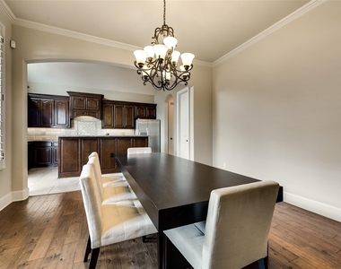2501 Lady Viviane Lane - Photo Thumbnail 11