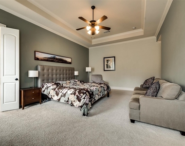 2501 Lady Viviane Lane - Photo Thumbnail 22