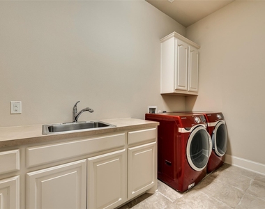 2501 Lady Viviane Lane - Photo Thumbnail 18