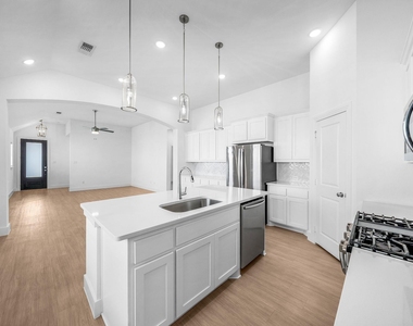 3800 Talisker Boulevard - Photo Thumbnail 6