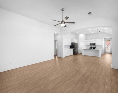 3800 Talisker Boulevard - Photo Thumbnail 9