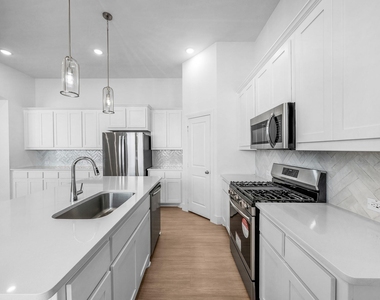 3800 Talisker Boulevard - Photo Thumbnail 5