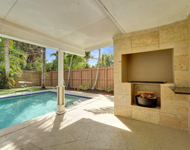 5404 Ne 22nd Avenue - Photo Thumbnail 4