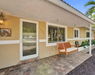 5404 Ne 22nd Avenue - Photo Thumbnail 6