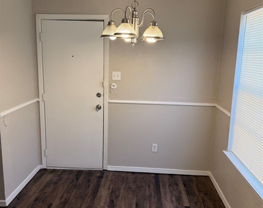 6616 Brookshire Trail - Photo Thumbnail 8