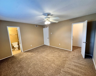 116 Cambridge Drive - Photo Thumbnail 17