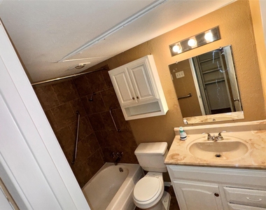 116 Cambridge Drive - Photo Thumbnail 18