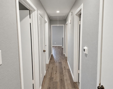 3505 Salmon Street - Photo Thumbnail 9