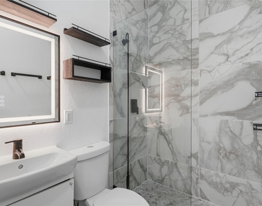 506 N Lancaster Avenue - Photo Thumbnail 15