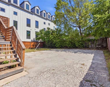 506 N Lancaster Avenue - Photo Thumbnail 17