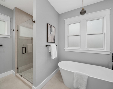6047 Velasco Avenue - Photo Thumbnail 13
