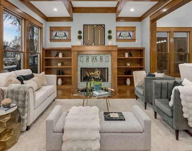 6045 Velasco Avenue - Photo Thumbnail 1
