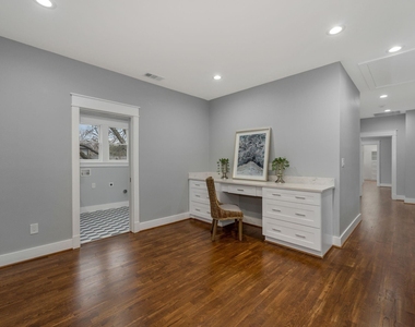 6045 Velasco Avenue - Photo Thumbnail 16