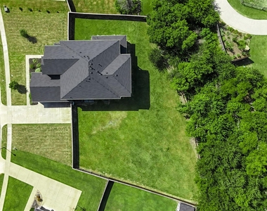 1327 Arezzo Lane - Photo Thumbnail 27